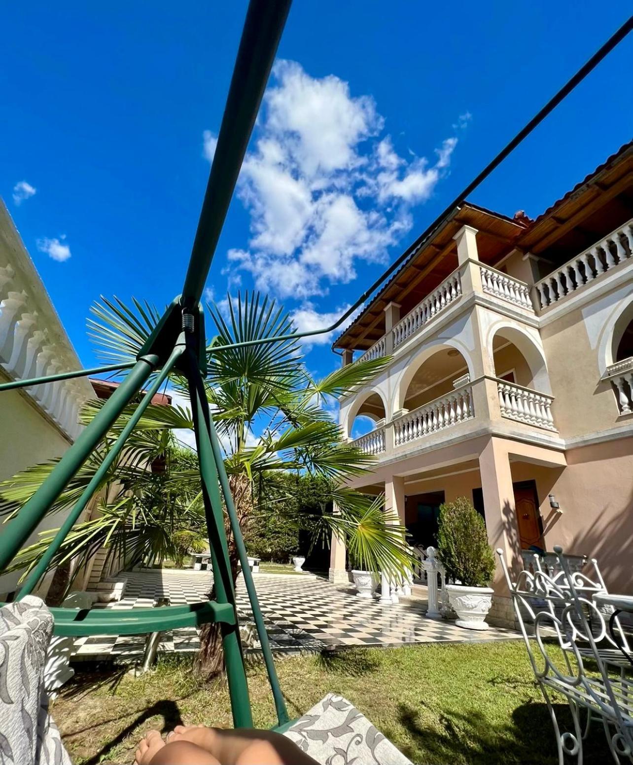Guest House Pulake Berat Esterno foto